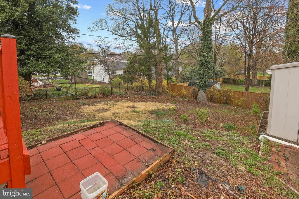 7604 QUEEN ANNE DR, Parkville, MD 21234