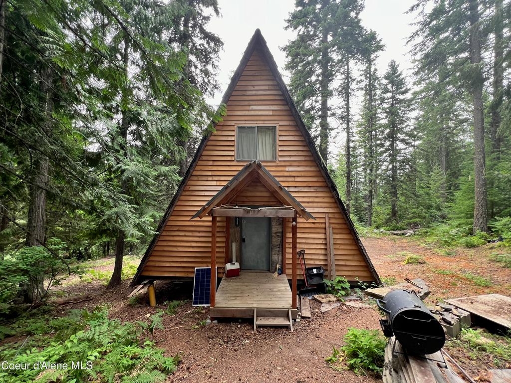 117 High Mountain Dr, Fernwood, ID 83830