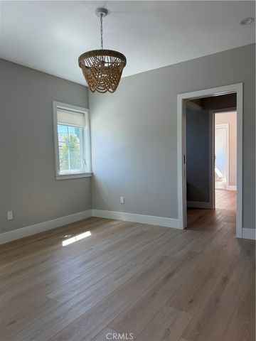 188 S Meridith, Pasadena, CA 91106