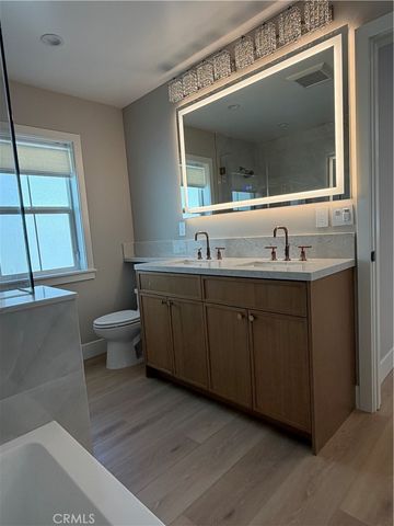 188 S Meridith, Pasadena, CA 91106