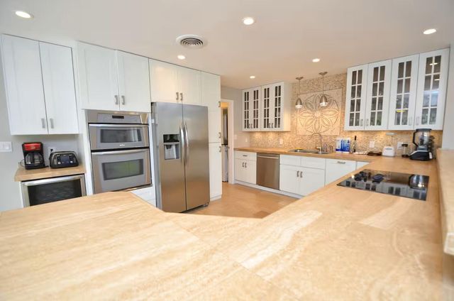 2060 Coco Palm Place, Lauderdale-By-The-Sea, Lauderdale By The Sea, FL 33062