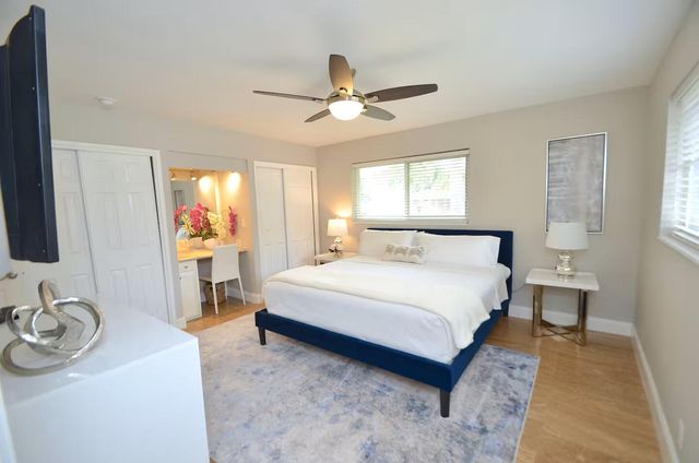 2060 Coco Palm Place, Lauderdale-By-The-Sea, Lauderdale By The Sea, FL 33062