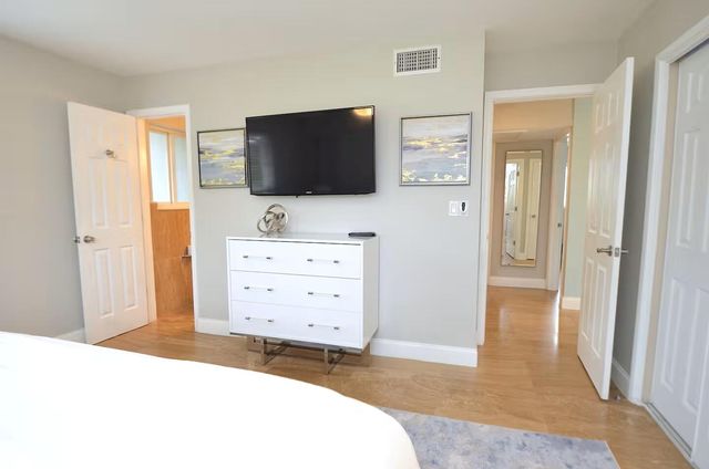 2060 Coco Palm Place, Lauderdale-By-The-Sea, Lauderdale By The Sea, FL 33062