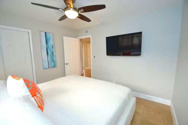 2060 Coco Palm Place, Lauderdale-By-The-Sea, Lauderdale By The Sea, FL 33062