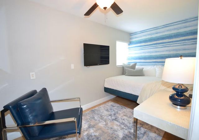 2060 Coco Palm Place, Lauderdale-By-The-Sea, Lauderdale By The Sea, FL 33062