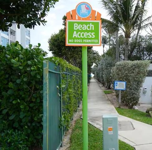 2060 Coco Palm Place, Lauderdale-By-The-Sea, Lauderdale By The Sea, FL 33062