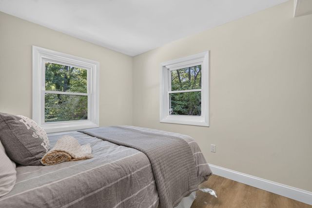 46 Lake Shore Drive, East Falmouth, MA 02536
