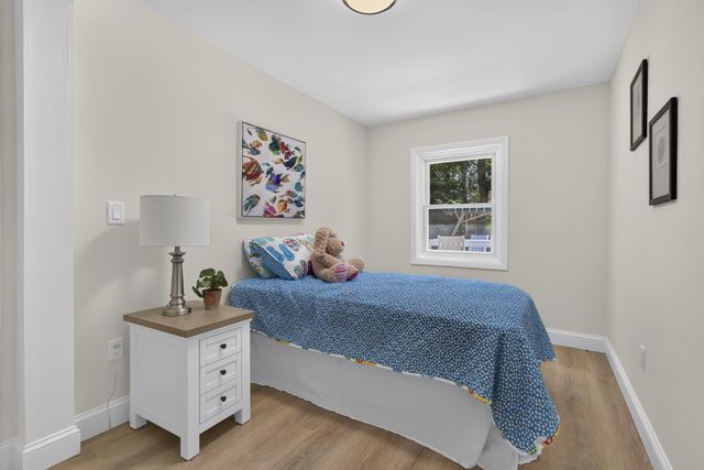46 Lake Shore Drive, East Falmouth, MA 02536