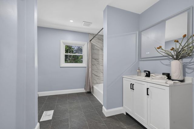 46 Lake Shore Drive, East Falmouth, MA 02536