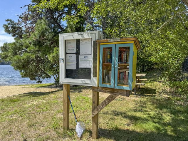 46 Lake Shore Drive, East Falmouth, MA 02536