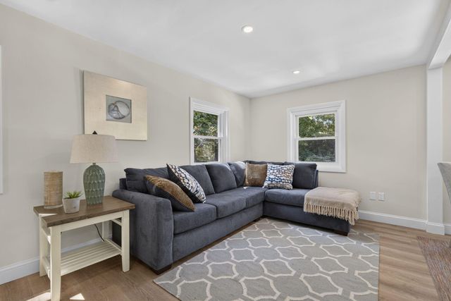 46 Lake Shore Drive, East Falmouth, MA 02536