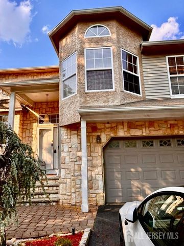 125 wainwright Drive, Matawan, NJ 07747