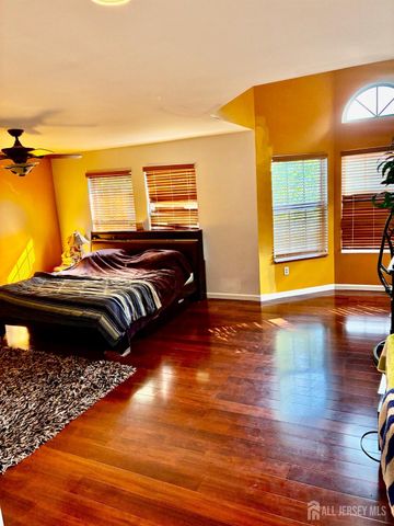 125 wainwright Drive, Matawan, NJ 07747