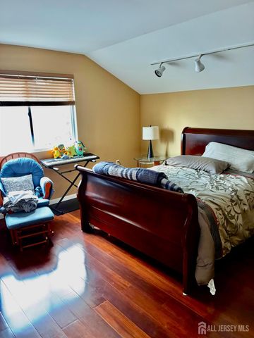 125 wainwright Drive, Matawan, NJ 07747