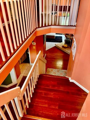 125 wainwright Drive, Matawan, NJ 07747