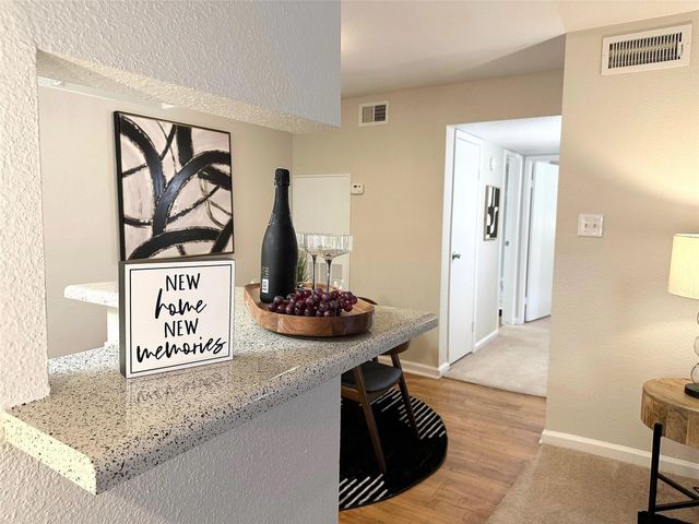 10601 Sabo Road 39, Houston, TX 77089