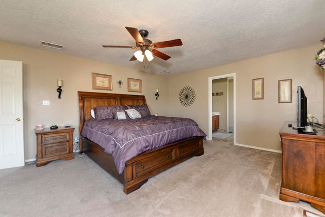 7619 Stadler Avenue NW, Albuquerque, NM 87114