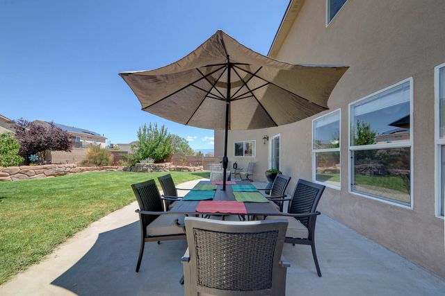 7619 Stadler Avenue NW, Albuquerque, NM 87114