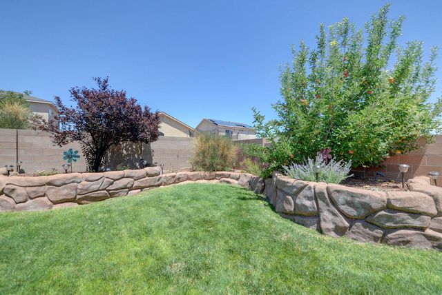 7619 Stadler Avenue NW, Albuquerque, NM 87114