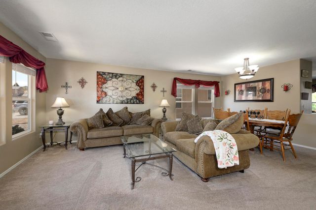 7619 Stadler Avenue NW, Albuquerque, NM 87114