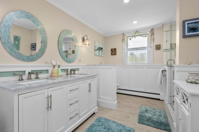 2 Howard Ln, Lakeville, MA 02347