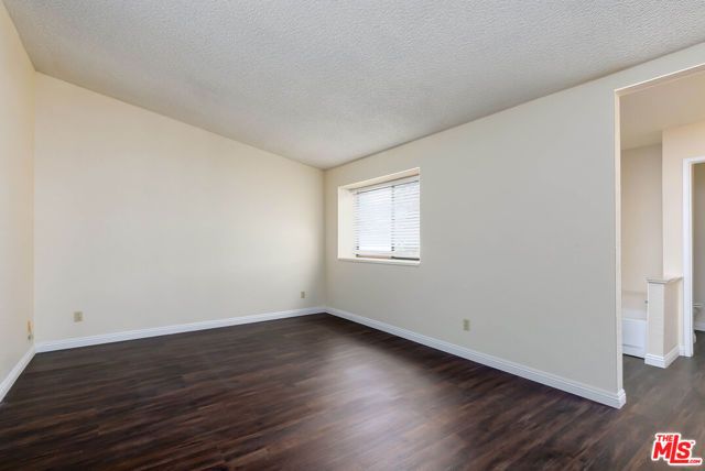 1010 E Avenue J6, Lancaster, CA 93535