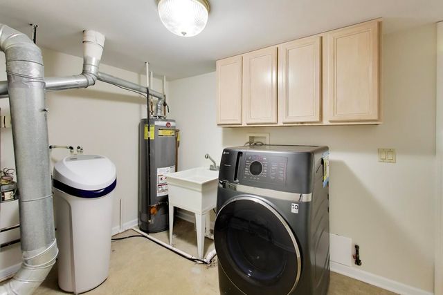 2710 Old Woods Trail, Plainfield, IL 60586