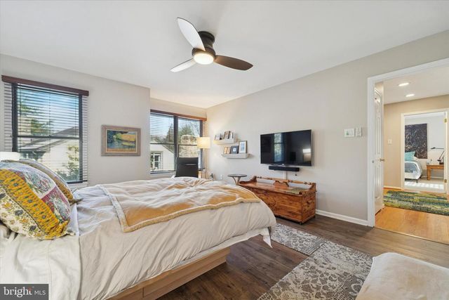 201 SPRINGHOUSE POND, Chesterbrook, PA 19087