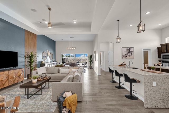 6953 Levee Circle, El Paso, TX 79932