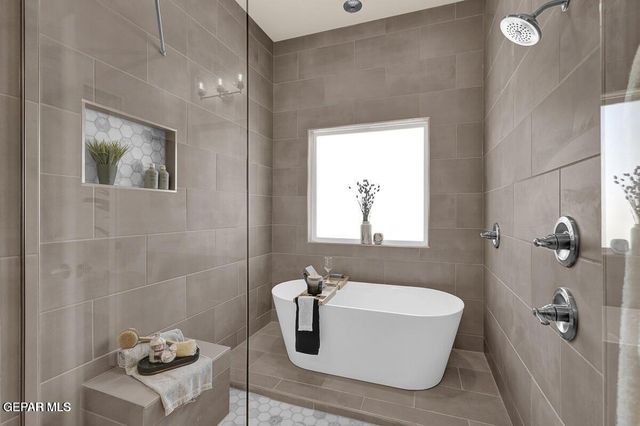 6953 Levee Circle, El Paso, TX 79932