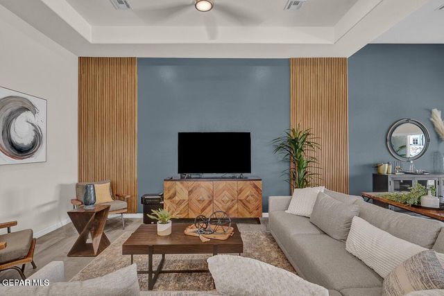 6953 Levee Circle, El Paso, TX 79932