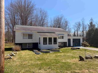 147 South Lunenburg Road, Lunenburg, VT 05906