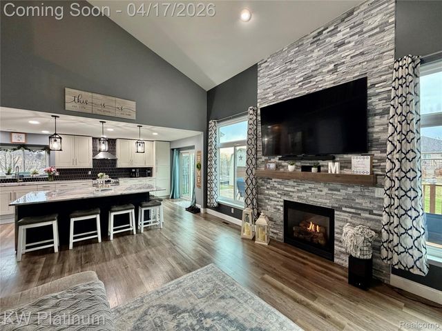 4837 Camelot Drive, Kimball Township, MI 48074