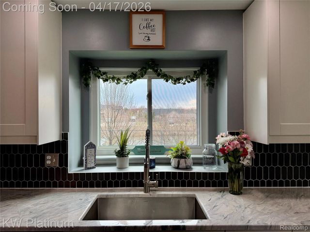4837 Camelot Drive, Kimball Township, MI 48074