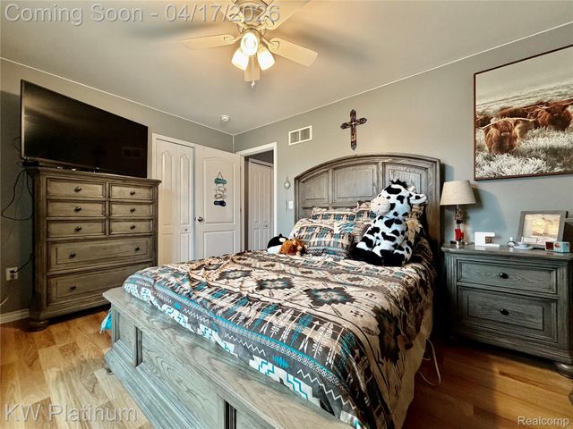 4837 Camelot Drive, Kimball Township, MI 48074