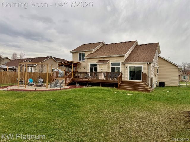 4837 Camelot Drive, Kimball Township, MI 48074