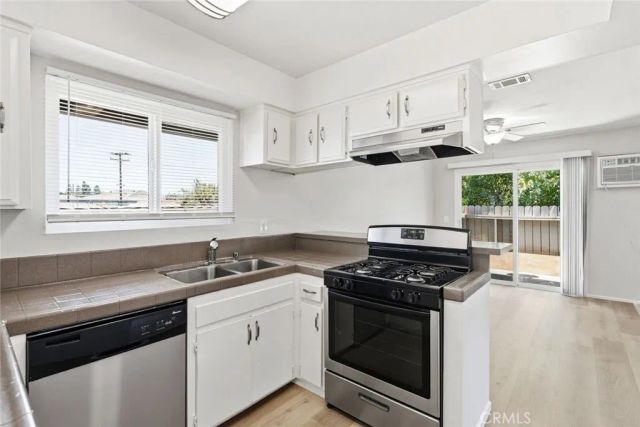 16002 Pasadena C, Tustin, CA 92780