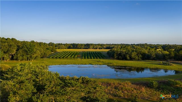 2080 Zimmerscheidt, Columbus, TX 78950