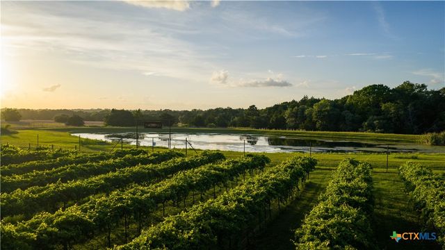 2080 Zimmerscheidt, Columbus, TX 78950