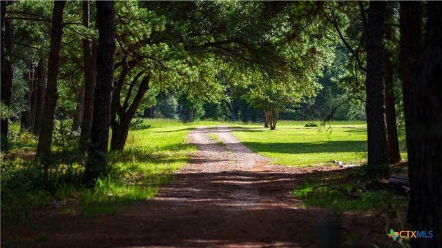 2080 Zimmerscheidt, Columbus, TX 78950