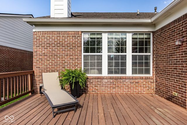 8977 Stonewick Way, Zionsville, IN 46077