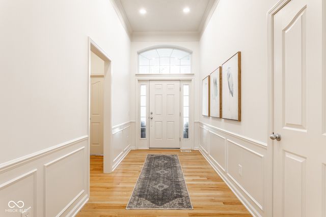 8977 Stonewick Way, Zionsville, IN 46077