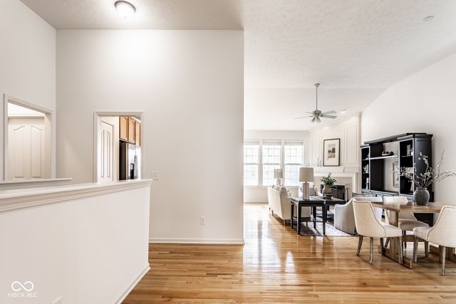 8977 Stonewick Way, Zionsville, IN 46077