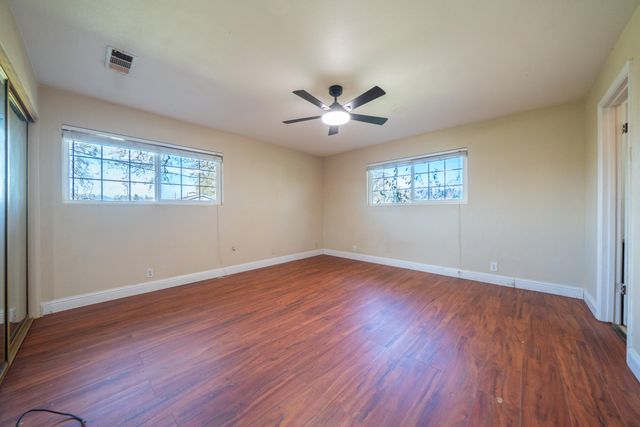 12141 Kern Drive, Redding, CA 96003