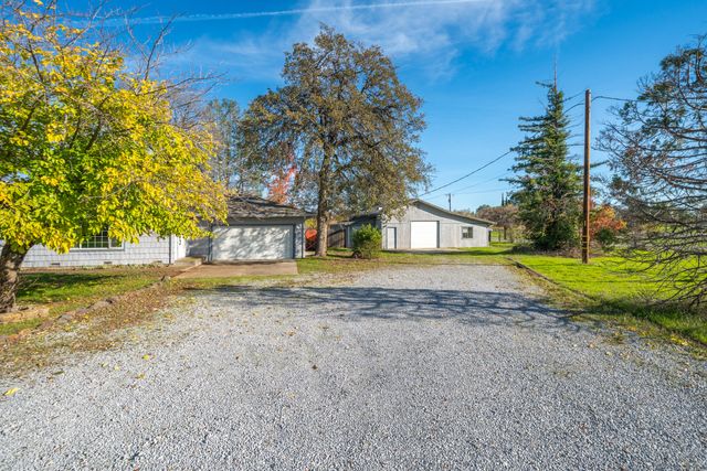 12141 Kern Drive, Redding, CA 96003