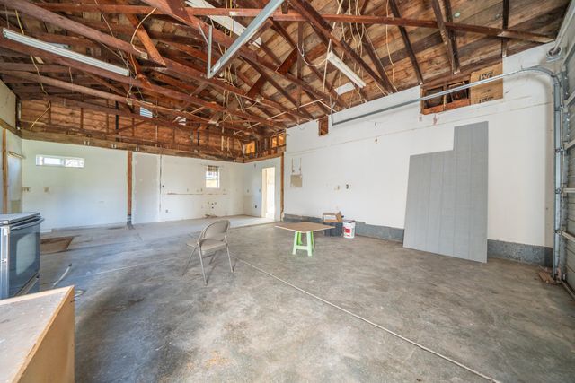 12141 Kern Drive, Redding, CA 96003