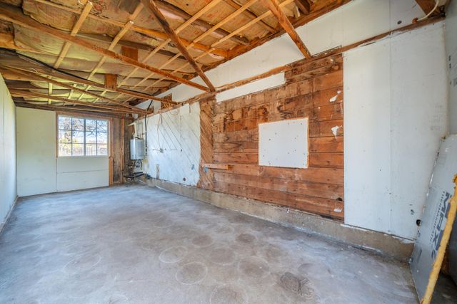 12141 Kern Drive, Redding, CA 96003