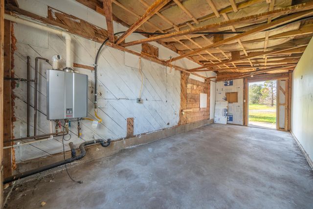 12141 Kern Drive, Redding, CA 96003