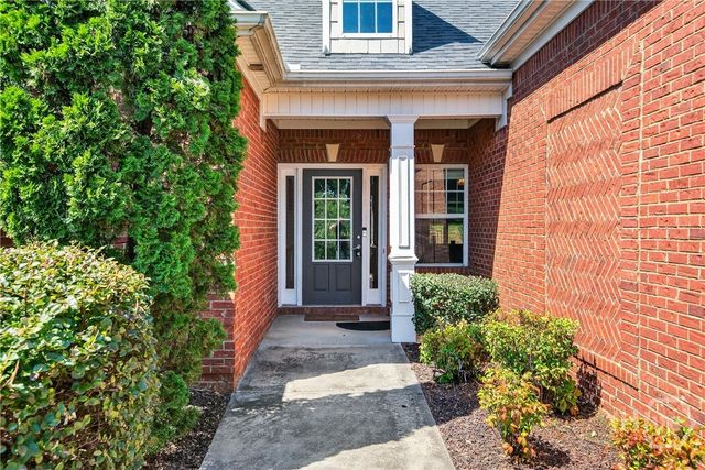 2658 Ivey Lace Ct, Bethlehem, GA 30620