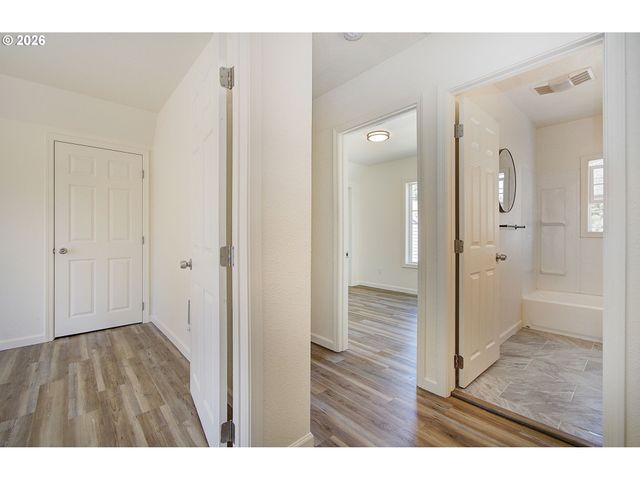 3209 BRIDGE St, Vancouver, WA 98661